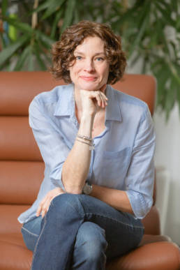 Portrait von eine Frau / Business