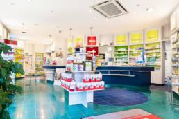 Foto von einer Apotheke und deren Mitarbeiter in Jena