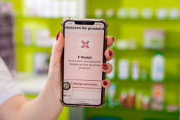 Foto von einer Apotheke und deren Mitarbeiter in Jena