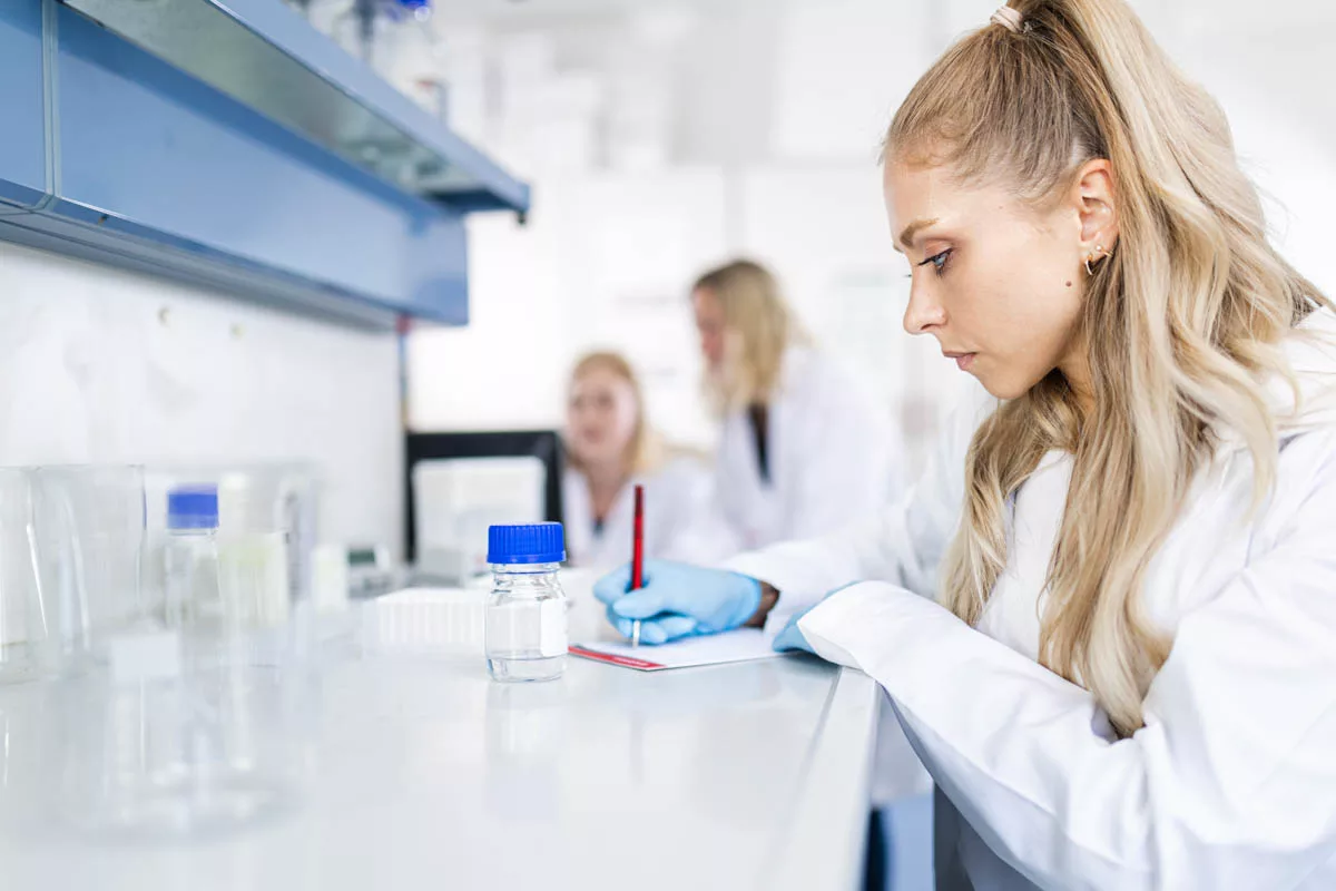 Foto vom Biotech-Unternehmen scienova Jena, Unternehmensfotografie